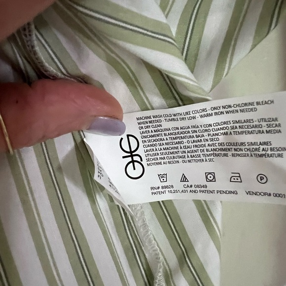 Nine West Jeans Laurel Green Stripe Tie Front blouse Size M - Picture 13 of 14